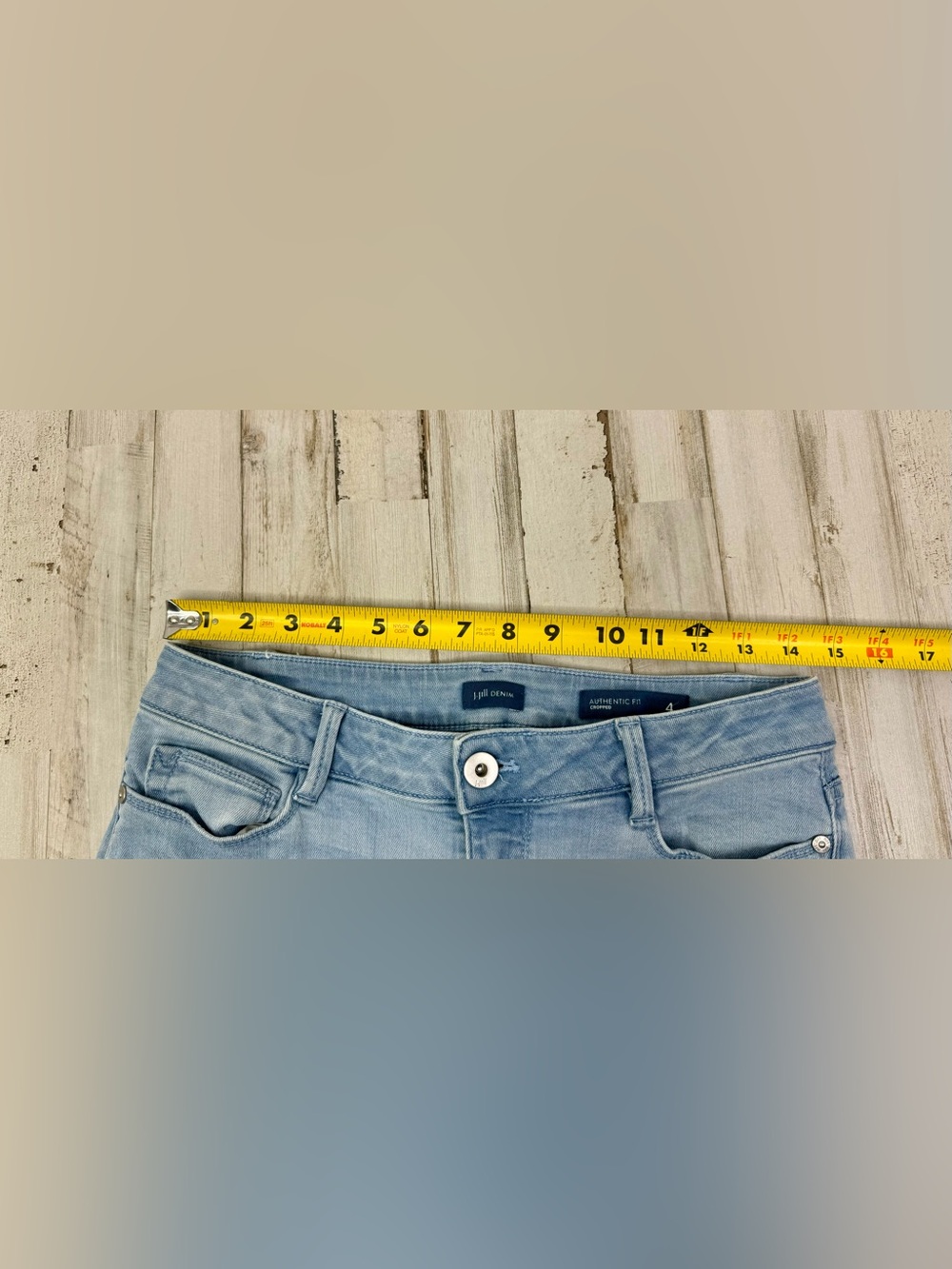 J Jill Cropped Blue Denim Jeans 4P (29x23) Light Wash Button Closure - Picture 6 of 12